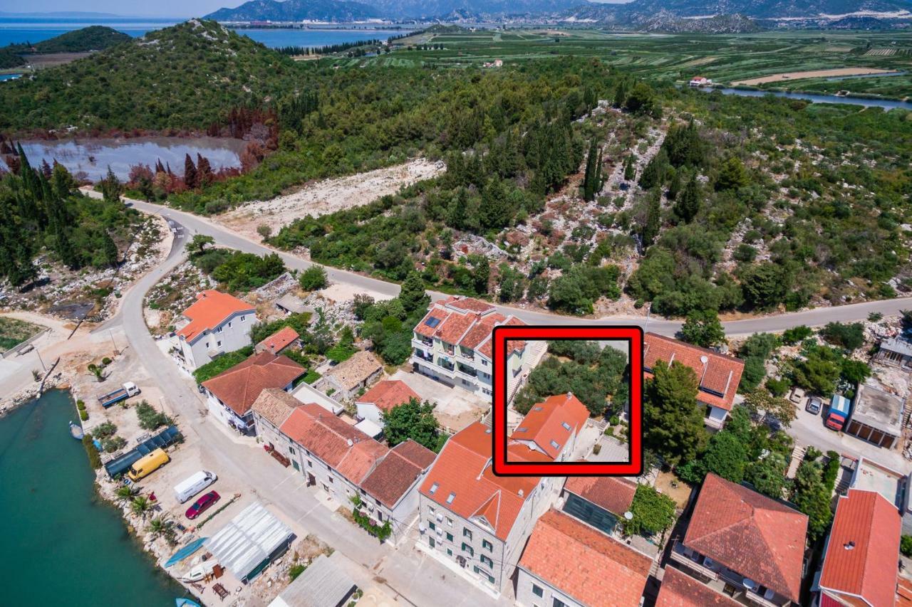 Ana Apartments Блаце Экстерьер фото