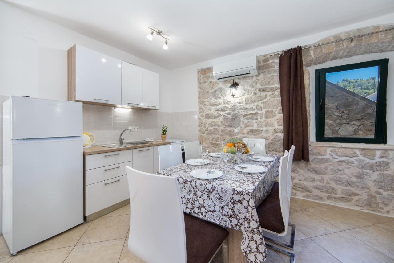 Ana Apartments Блаце Экстерьер фото