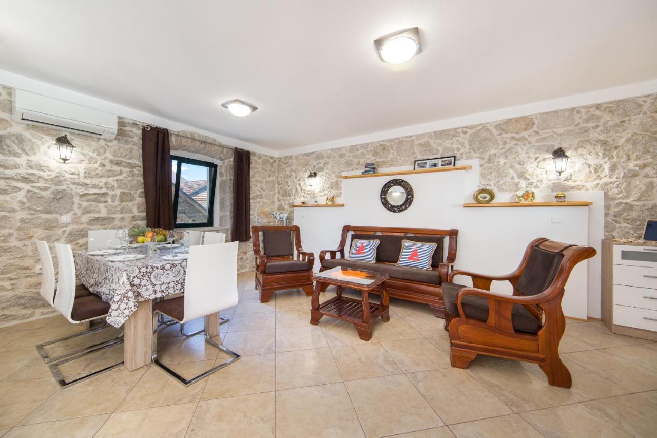 Ana Apartments Блаце Экстерьер фото